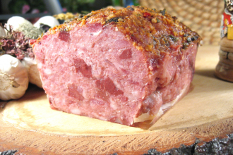 Pieczeń huculska - z mięsa z głów wieprzowych